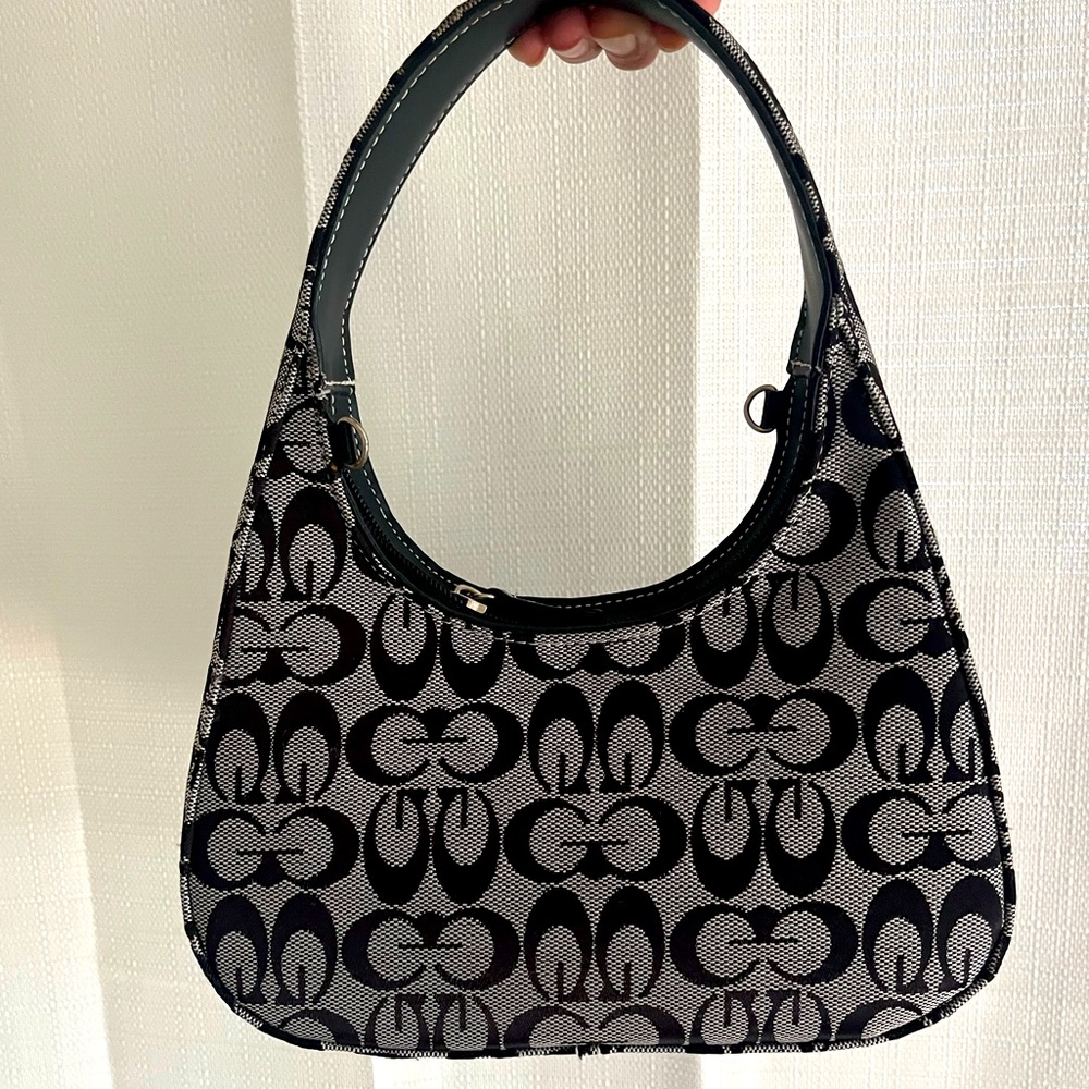 GG Monogram Mini bag🩶🖤